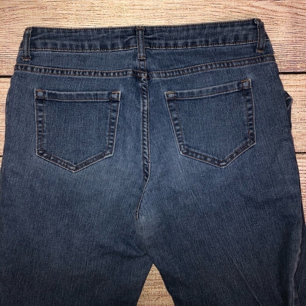 Forever 21 Skinny Jeans - Picture 6 of 8